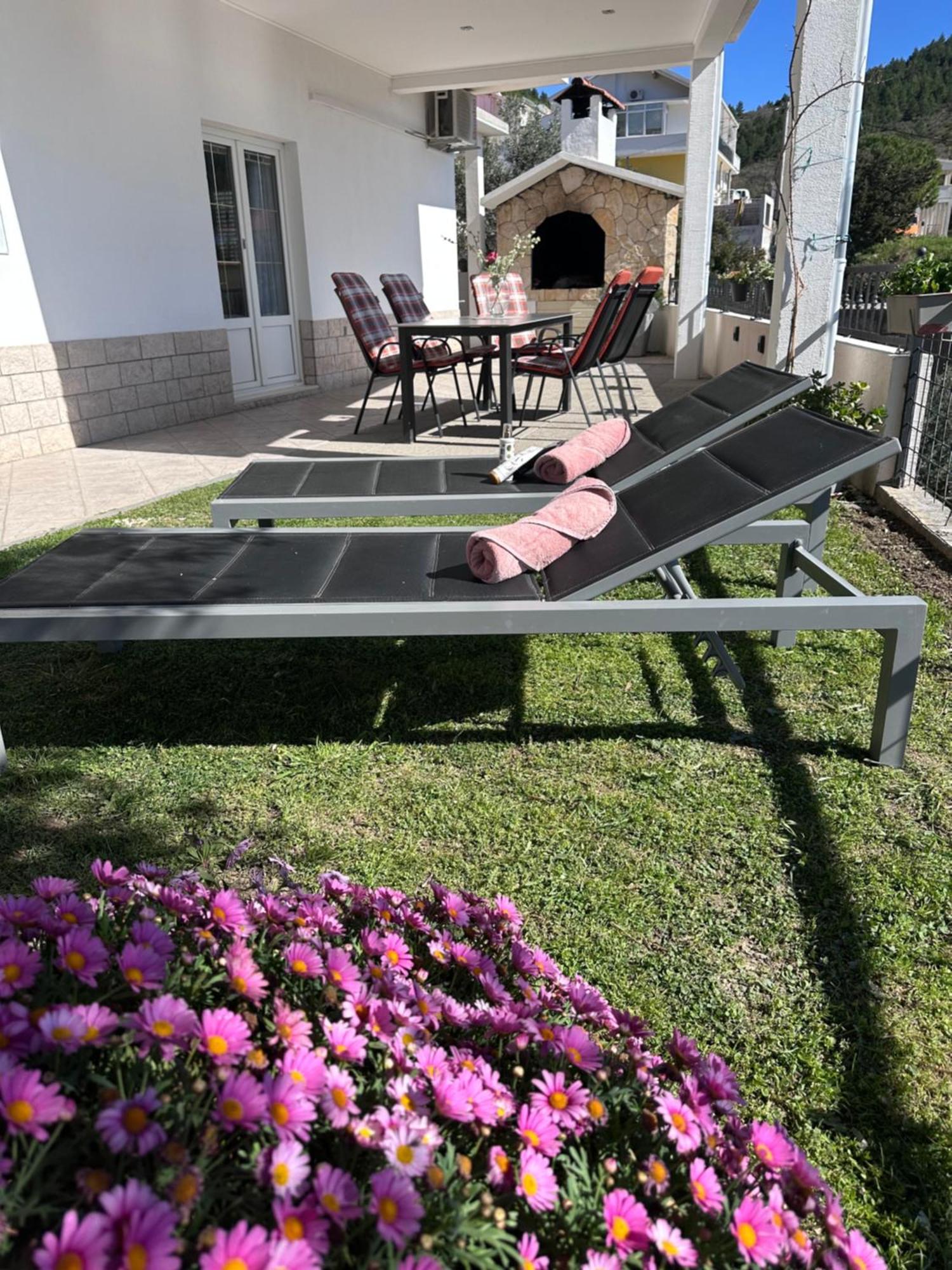 Apartmani Bilic Dugi Rat Εξωτερικό φωτογραφία
